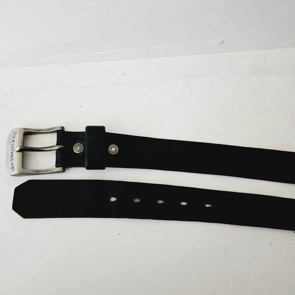 Levi's Black Leather Belt 42" Big and Tall - Picture 8 of 9